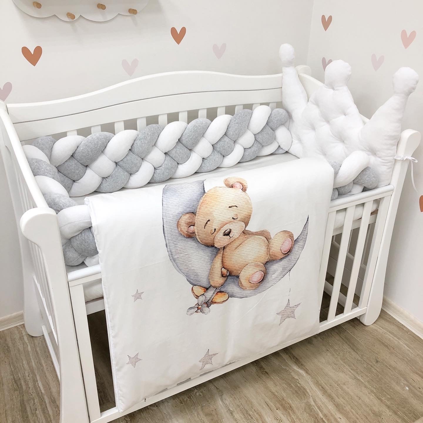 Crib set "Bear with crown"