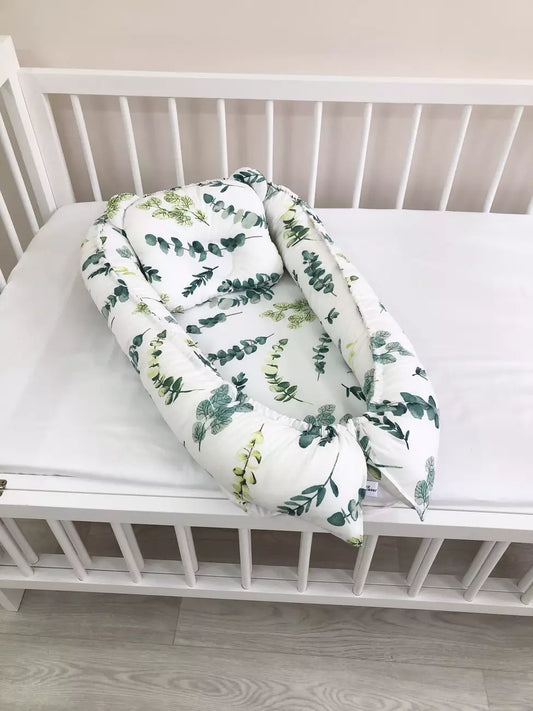 Baby nest “green leaves”