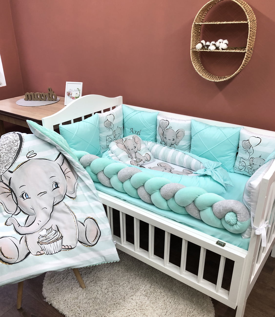 Crib set “Mint Elephant