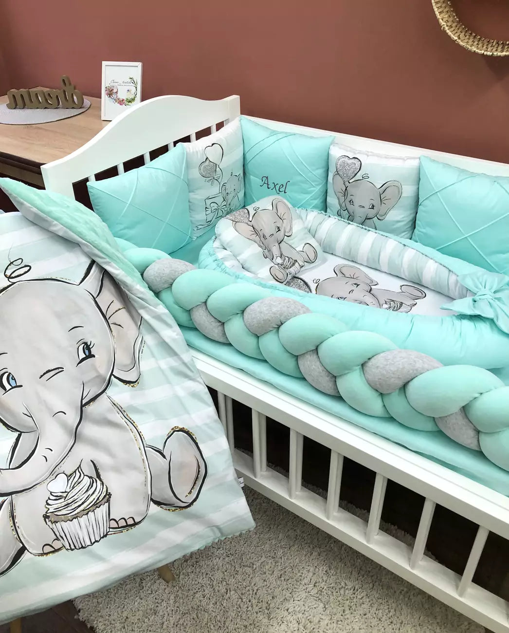 Crib set “Mint Elephant