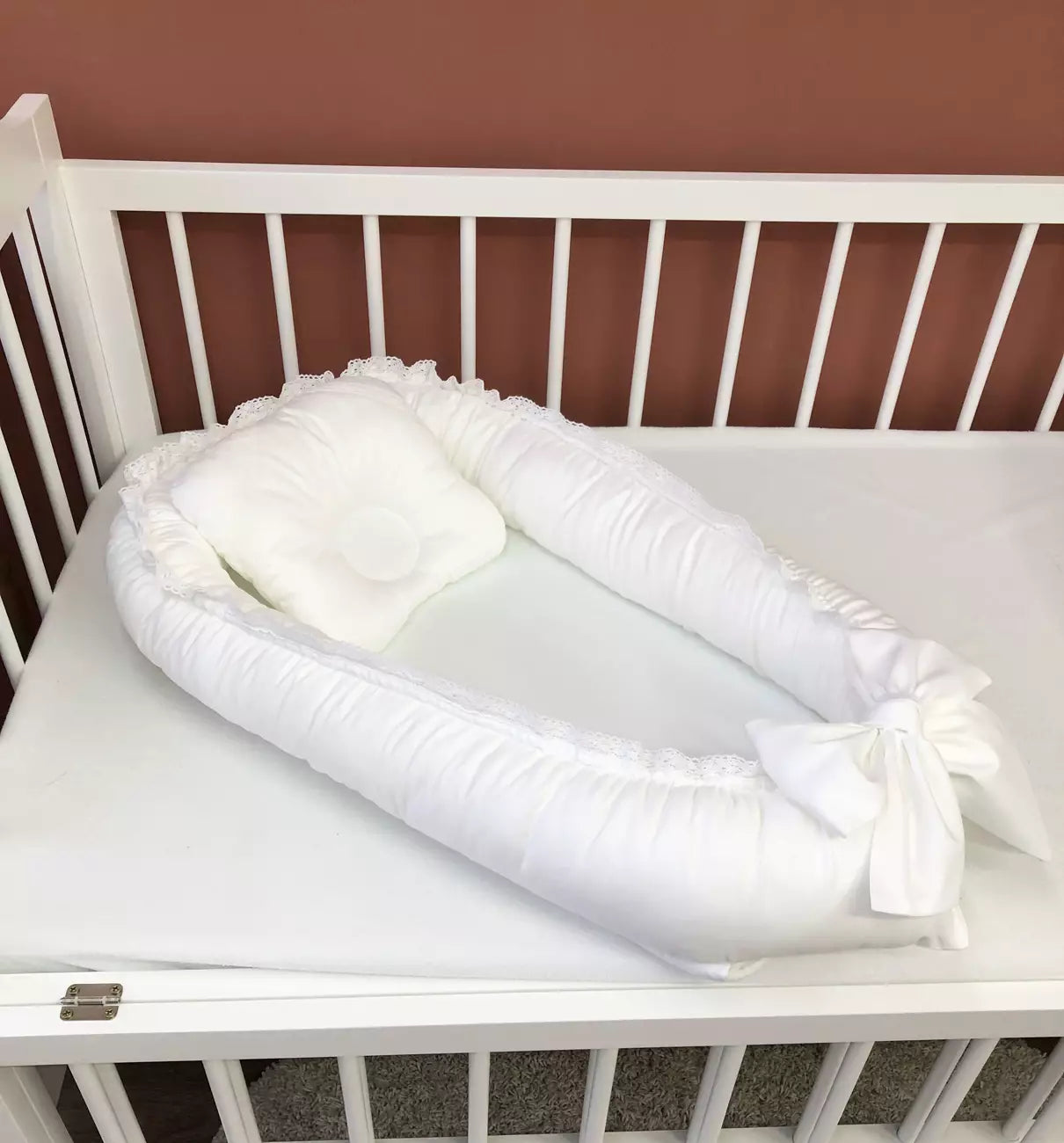 Baby Nest “White”